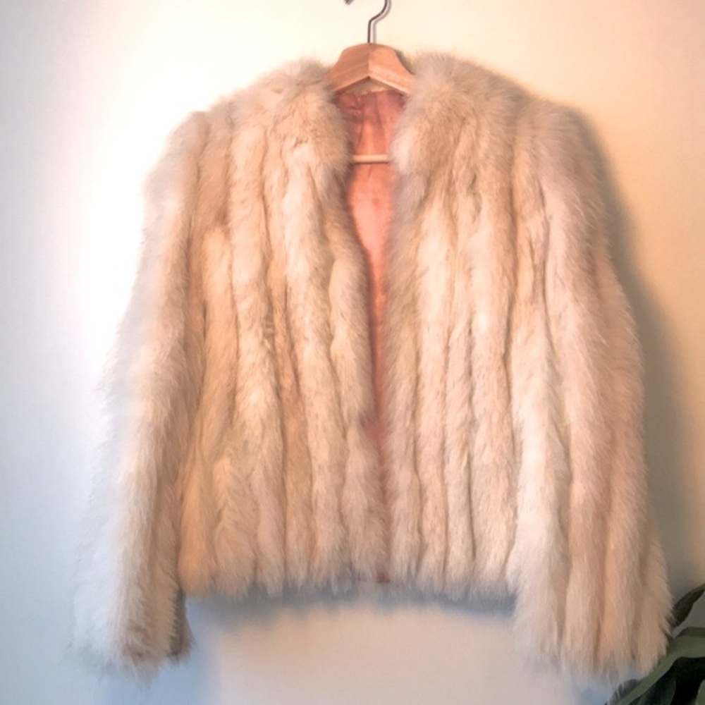 ⭐️ Stunning Vintage White Fox Fur Coat XS